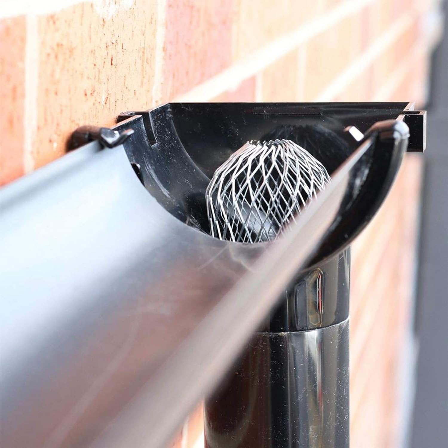 Aluminium Downpipe Leaf Guard 8 Pack
